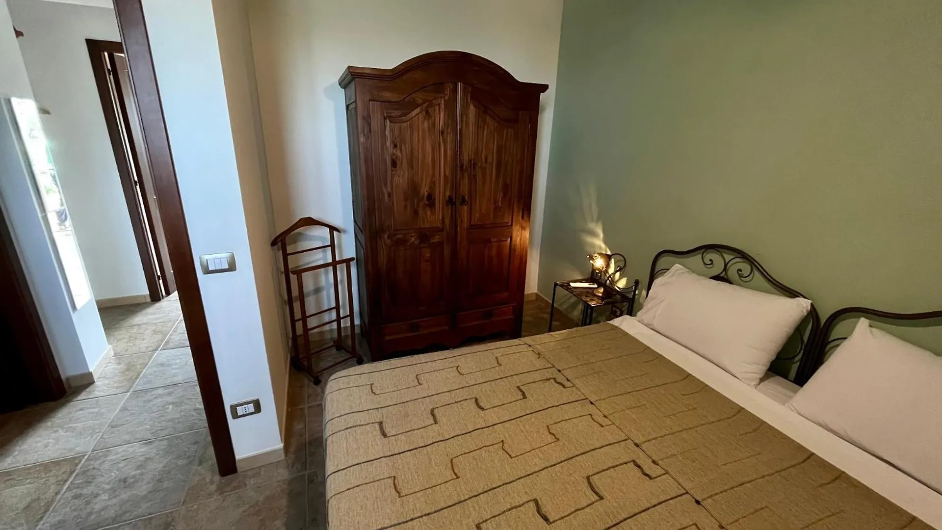 Agriturismo Serre SantʼAgata di Militello 0*,